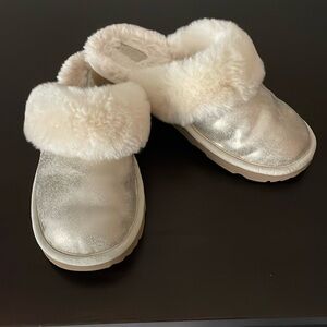 UGG Girls Cozy Metallic Genuine Shearling Scuff Slipper 5M